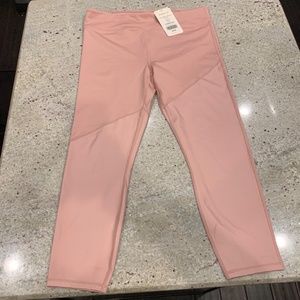 NWT Fabletics Salar Powerlite 2.0 leggings pink